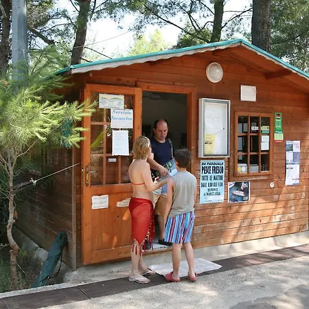 Camping La Gemma 3*